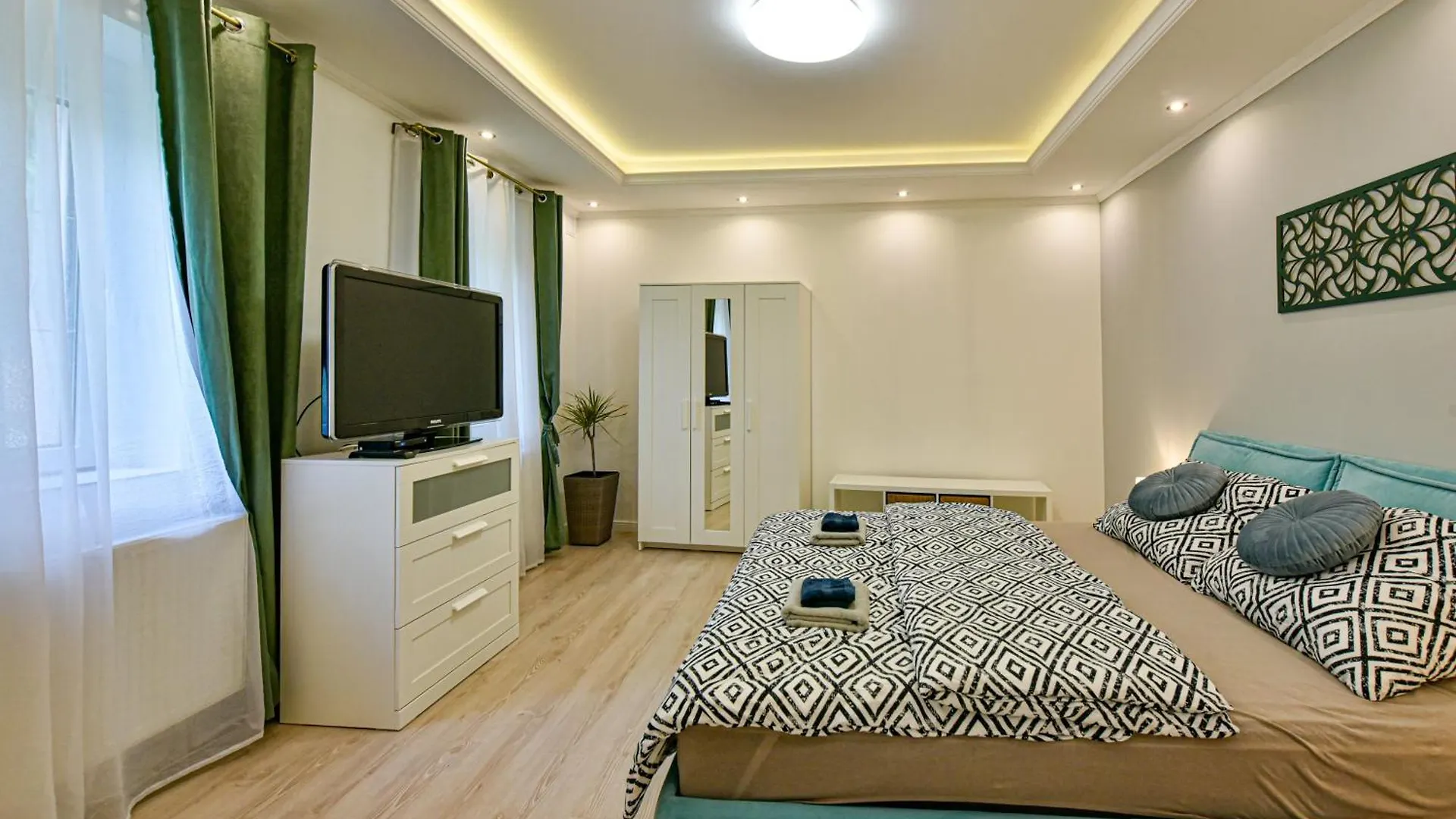 Honfoglalas Vendeghaz Eger Apartament
