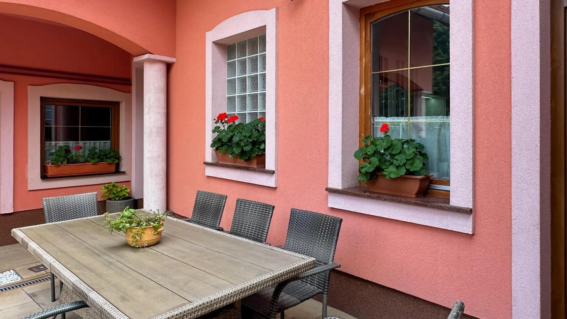 Honfoglalas Vendeghaz Eger Apartment