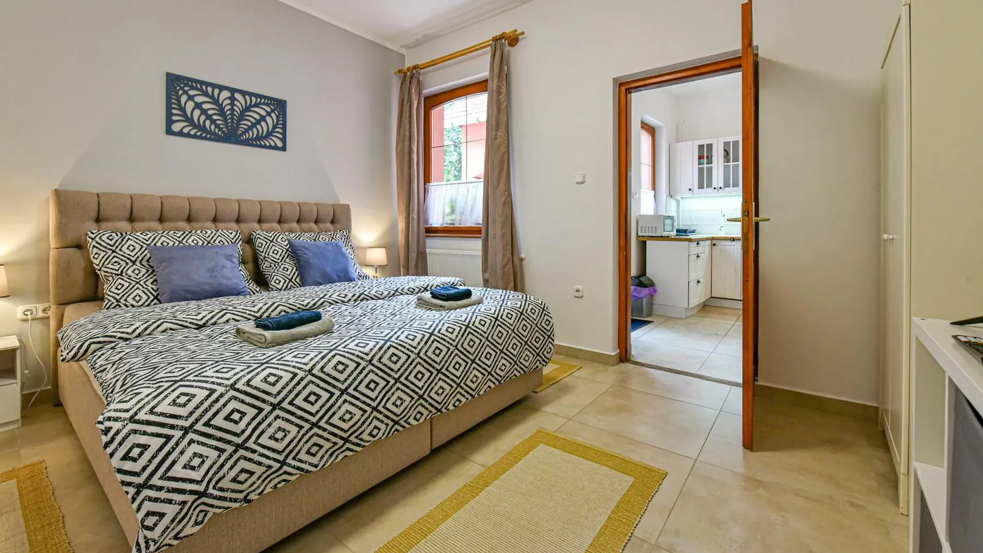 Apartament Honfoglalas Vendeghaz Eger