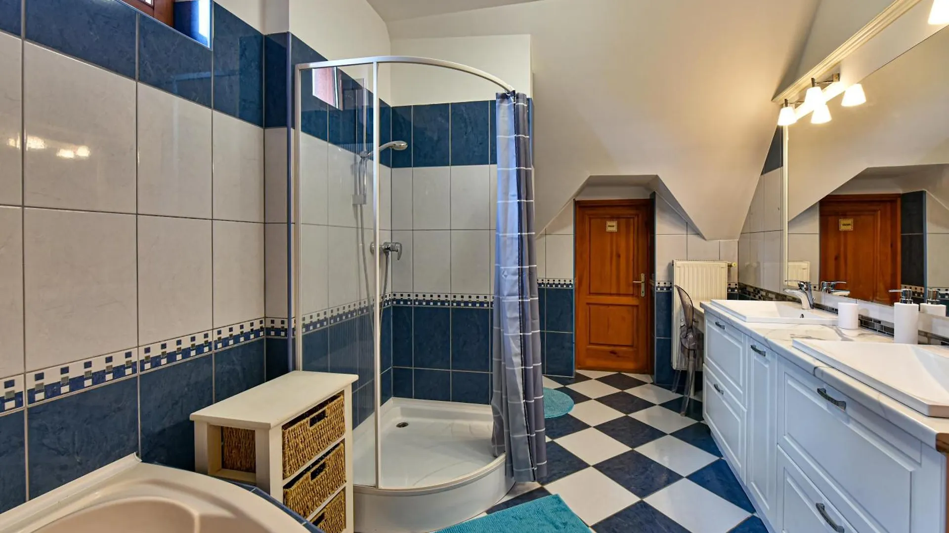 Apartment Honfoglalas Vendeghaz Eger Hungary